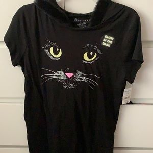 Women shirt